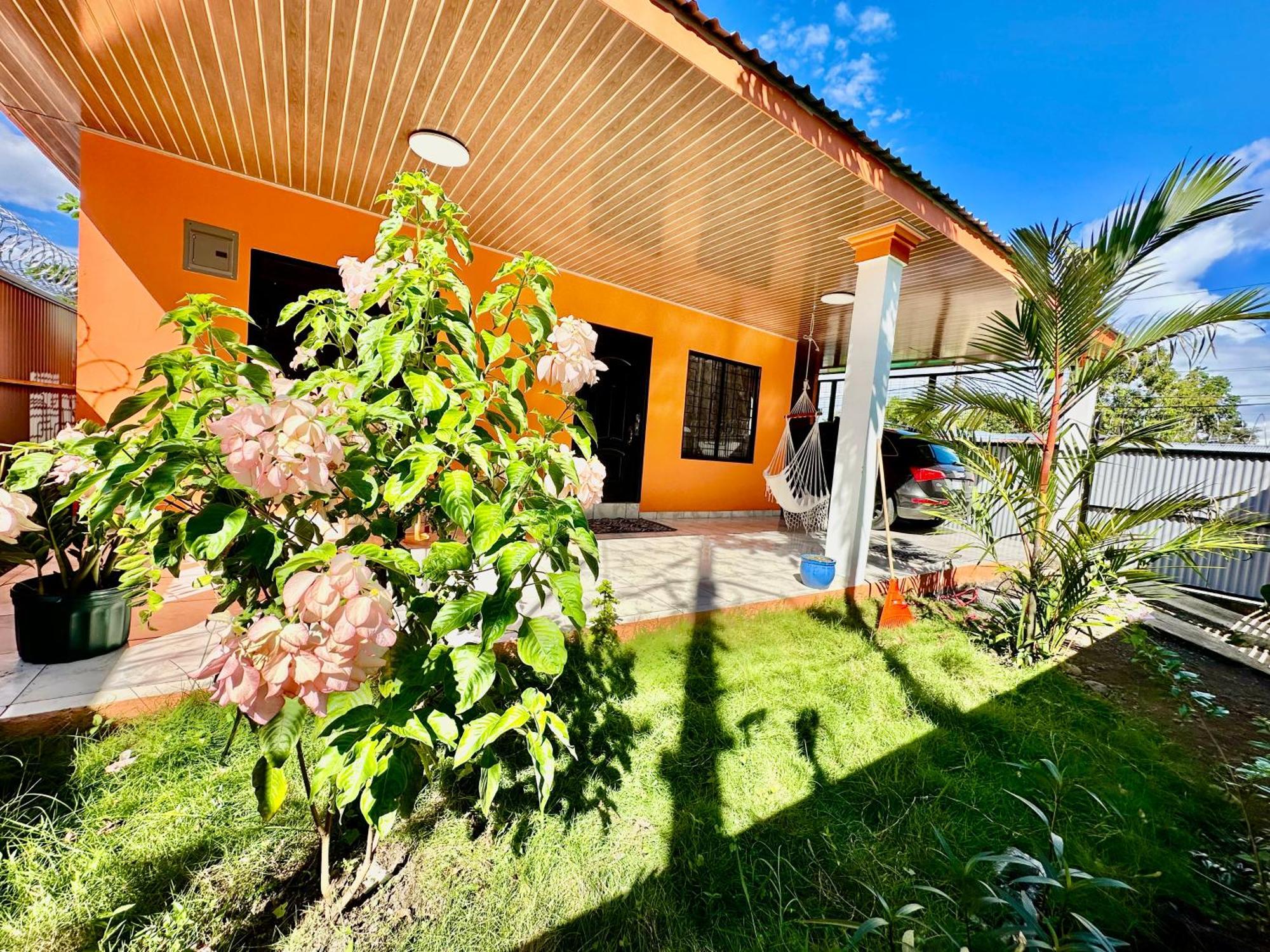Casa Paraiso Tropical Parrita Eksteriør billede
